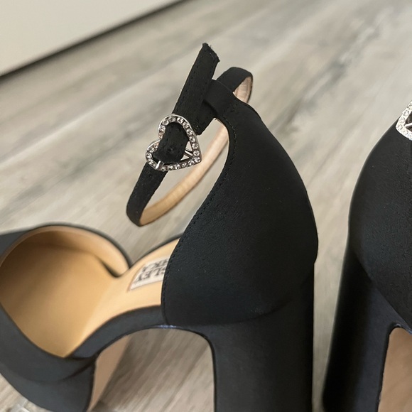 Satin Badgley Mischka Jayda Platform Pumps - Picture 13 of 15